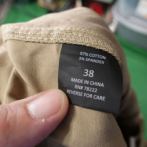 NWT BLU ROCK NEW YORK BEIGE TAN CARGO SHORTS W/ BELT MENS SIZE 38 NEW! - Picture 8 of 8